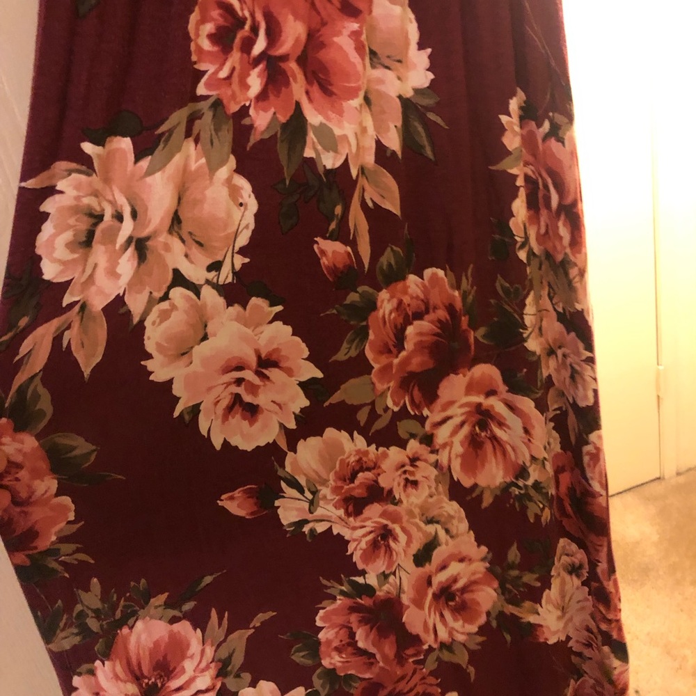 Nine Britton. Size Large. Maxi Dress